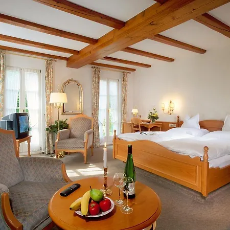 Otel Zur Krone 3*