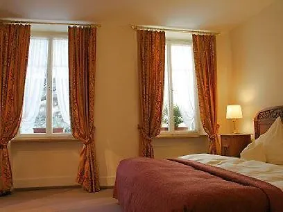 Zur Krone אואגן